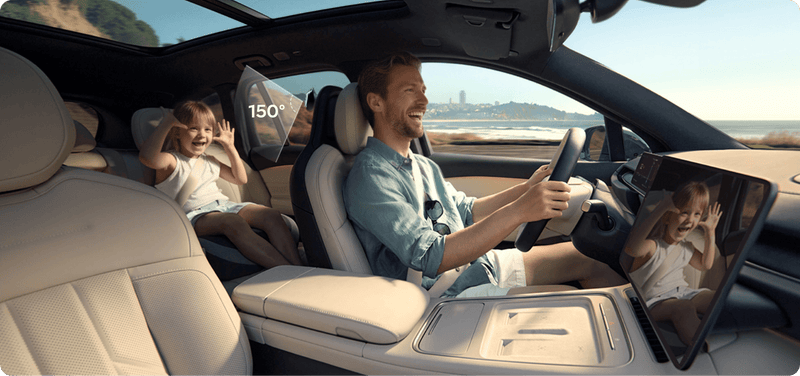 <h4><strong>See Back Seat in Real Time</strong></h4>